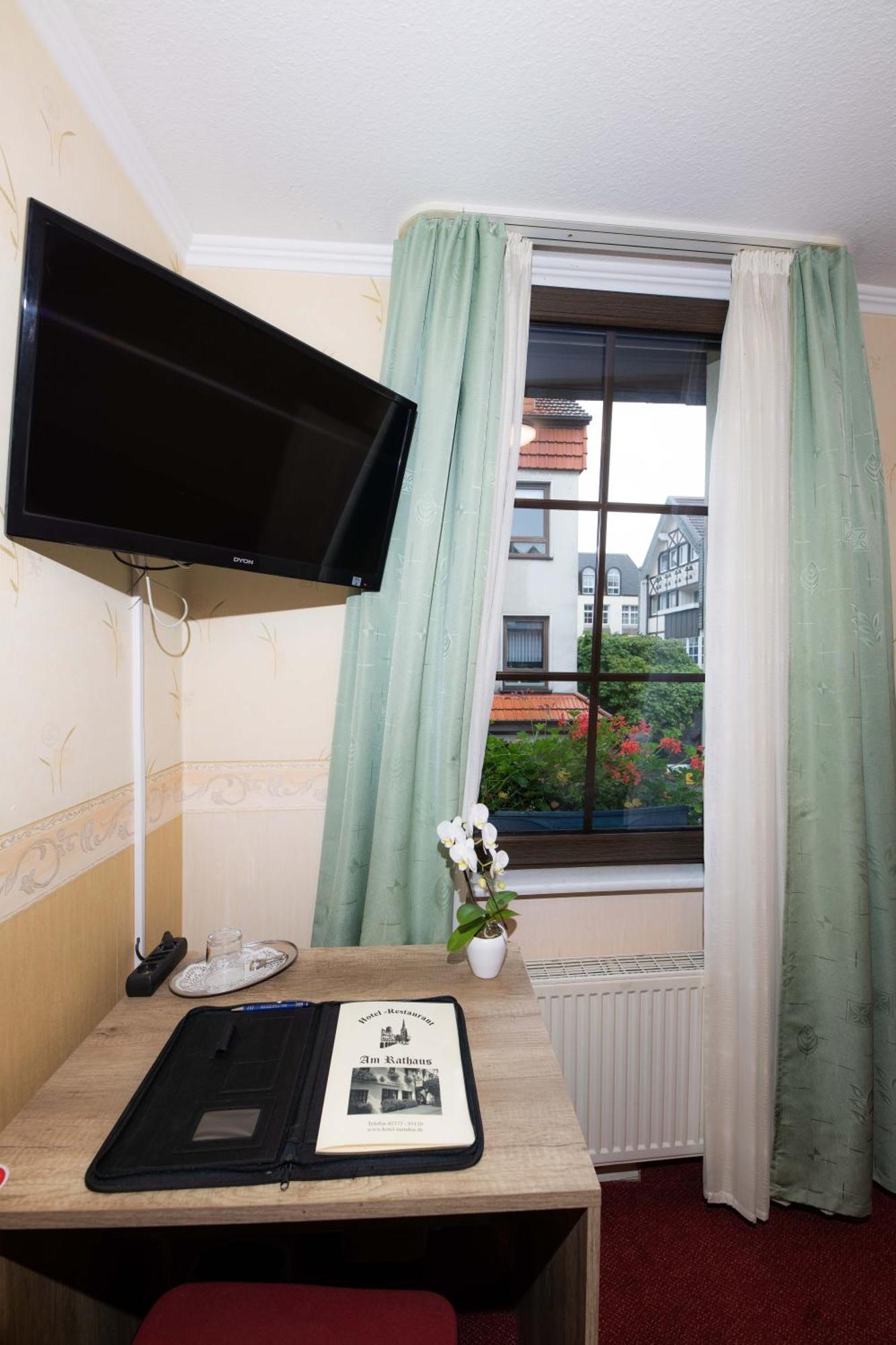 Hotel Am Rathaus Menden Eksteriør billede