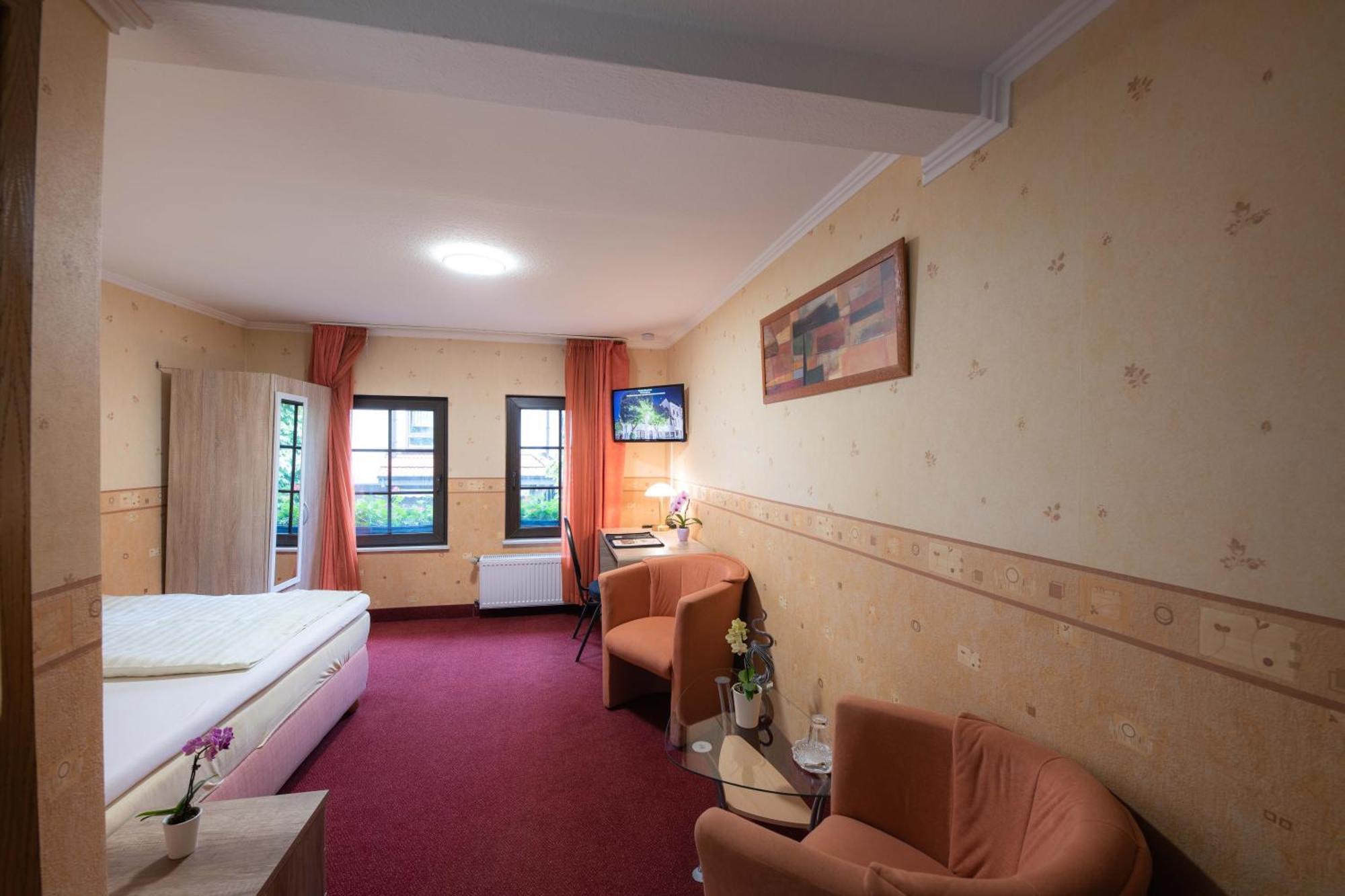 Hotel Am Rathaus Menden Eksteriør billede